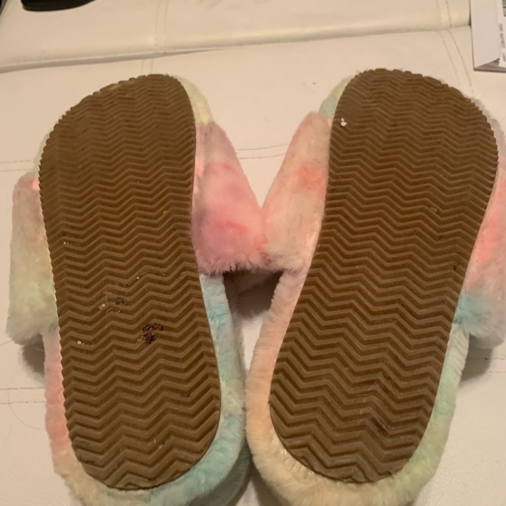 Steve Madden Platform Fuzzy Slides - 8 - image 3